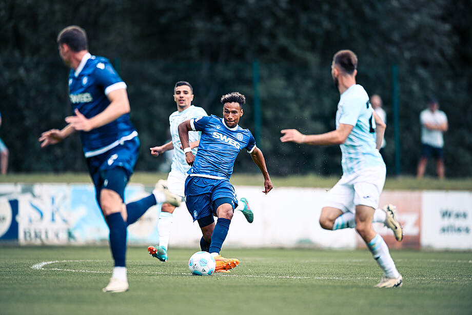 Bambase Conté am Ball