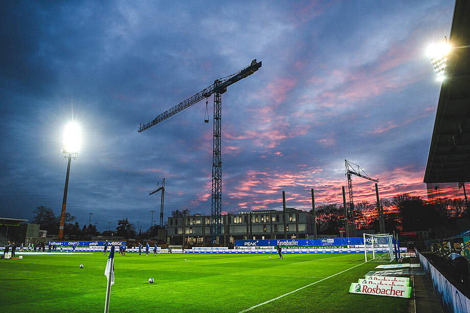 Stadion am Böllenfalltor während der Umbauphase