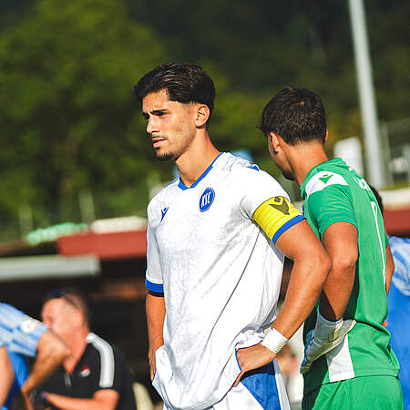 Enes Zengin führte die Mannschaft in Denzlingen als Kapitän auf das Spielfeld