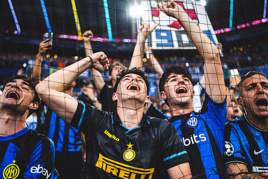 jubelnde Inter-Fans