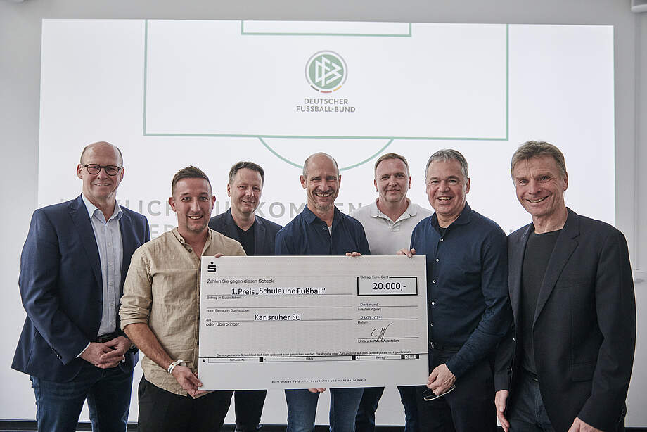 Gewinn bei "Fußball und Schule"