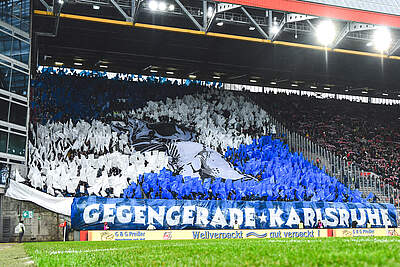 KSC-Block auf dem Betzenberg