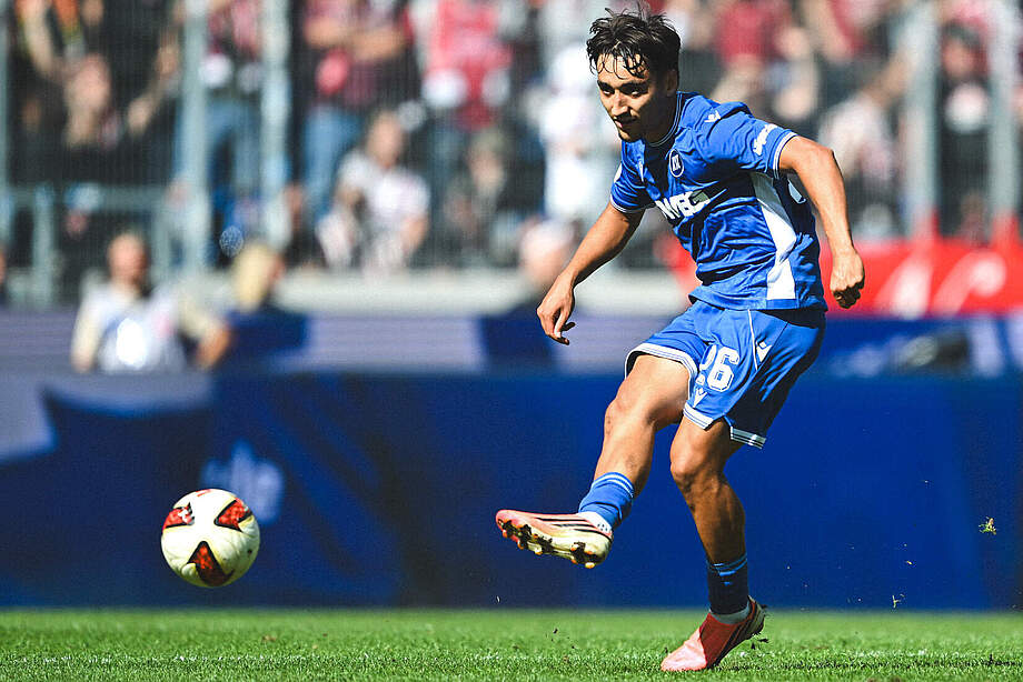 Danyal Zor spielt Pass