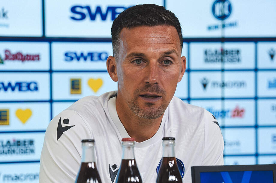 Eichner bei der Pressekonferenz