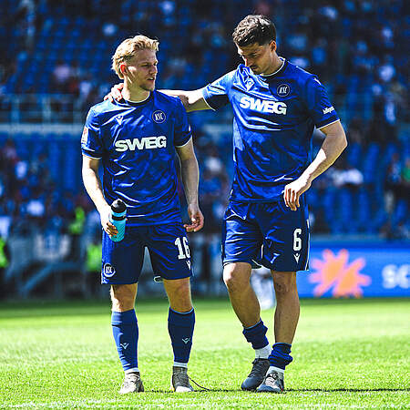 Andreas Müller und Nicolai Rapp nach Spielende