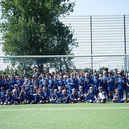 Bild der Kinder der KSC-Fußballschule