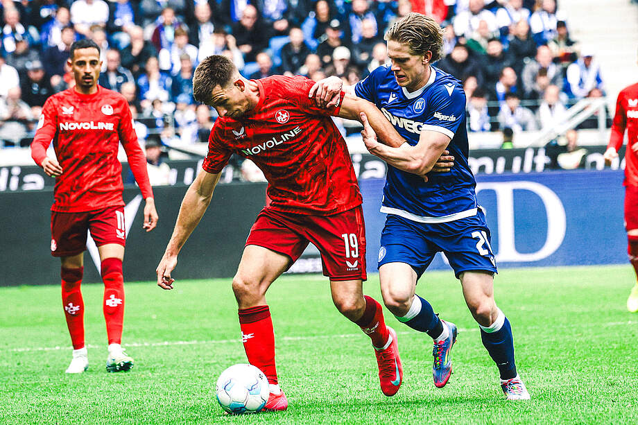 Herold im Zweikampf mit Hanslik