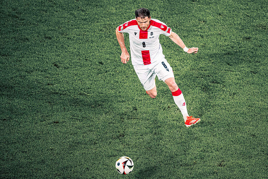 Budu Zivzivadze im Georgien-Trikot