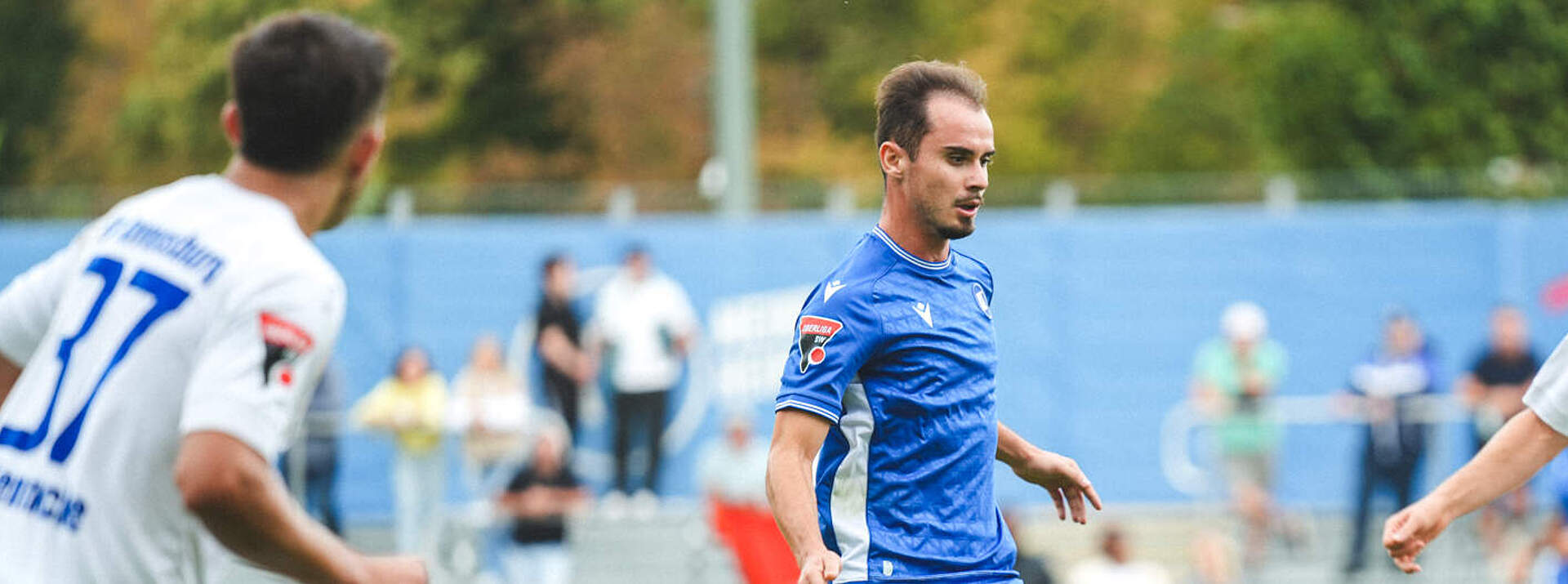 Vasco Walz spielt Pass