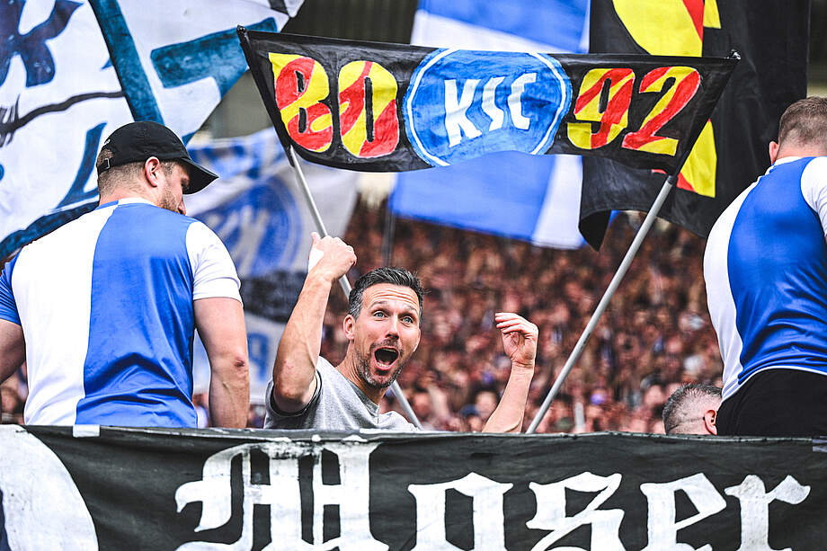 Eichner auf dem Capo-Podest