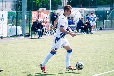Ali Eren Ersungur im Spiel mit dem Ball