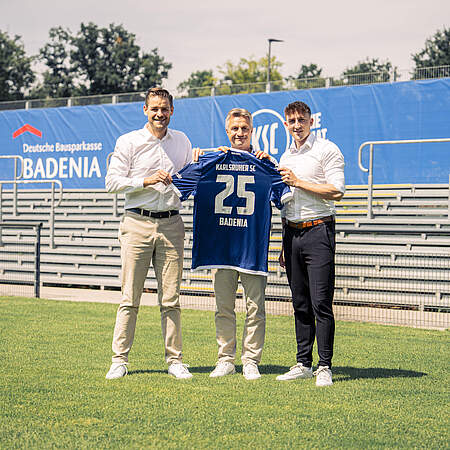 Foto zur Vorstellung des Badenia-Stadions