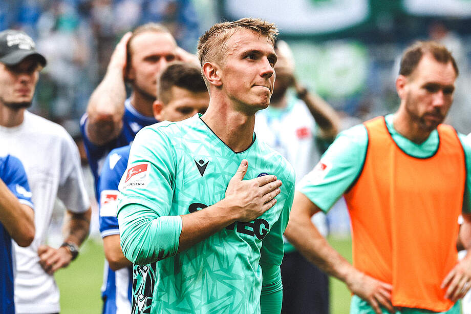 Bernat vor den Fans