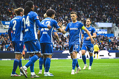 KSC Spieler jubeln