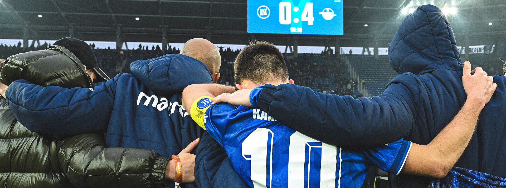 Mannschaftskreis nach dem Spiel