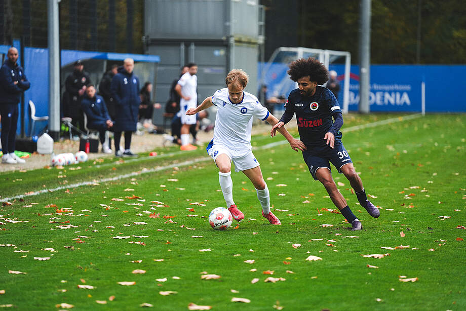U23-Spieler Luis Dettling im Dribbling