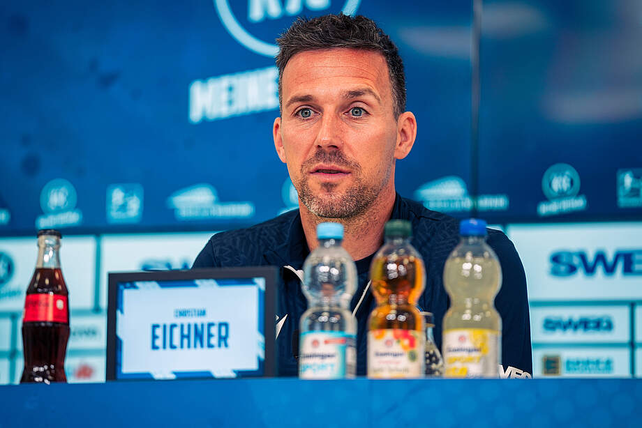 Eichner bei der PK