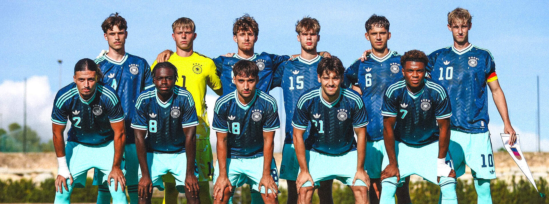 Mannschaftsfoto U20 DFB gegen England