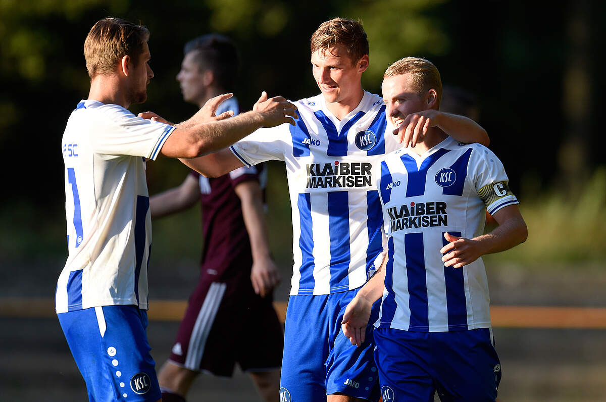 KSC II erkämpft drei Punkte gegen Reutlingen: KSC - MEINE HEIMAT.