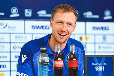 Max Senft bei der PK