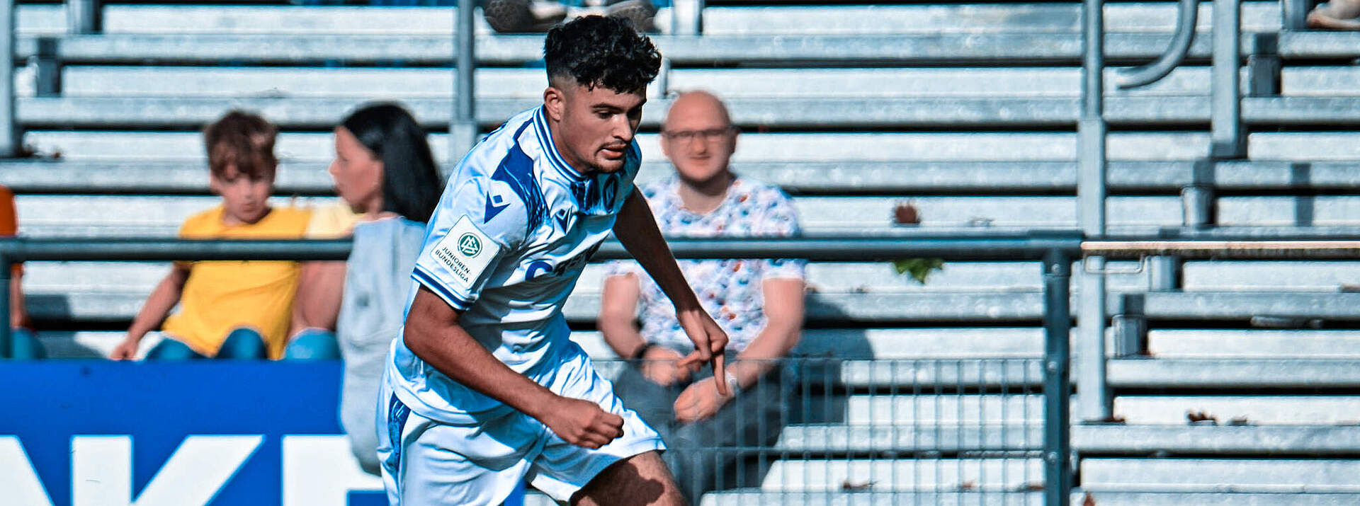 U19-Spieler Firat Alpsoy in Aktion