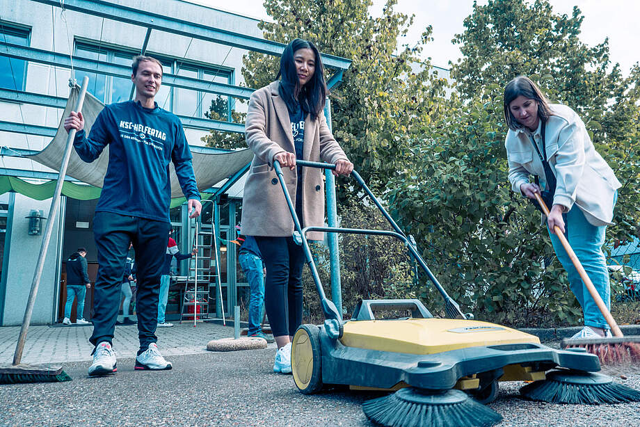 Freiwillige Helfer im Einsatz