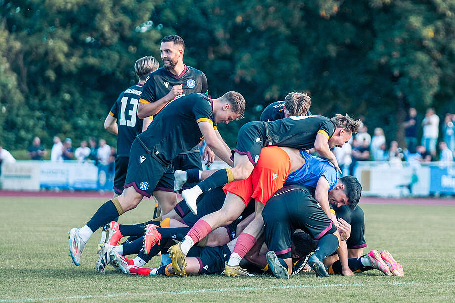 U23 feiert