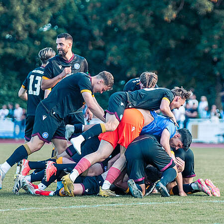 U23 feiert