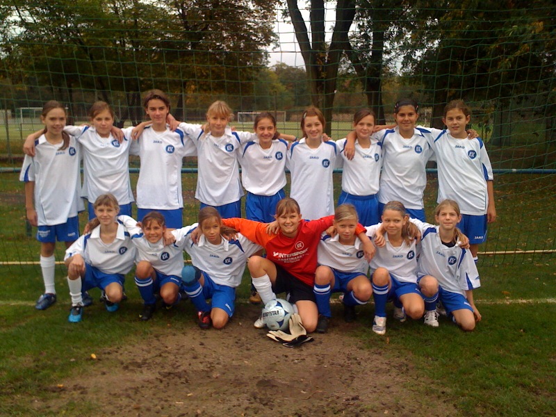 D-Juniorinnen feiern ersten Sieg: KSC - MEINE HEIMAT.